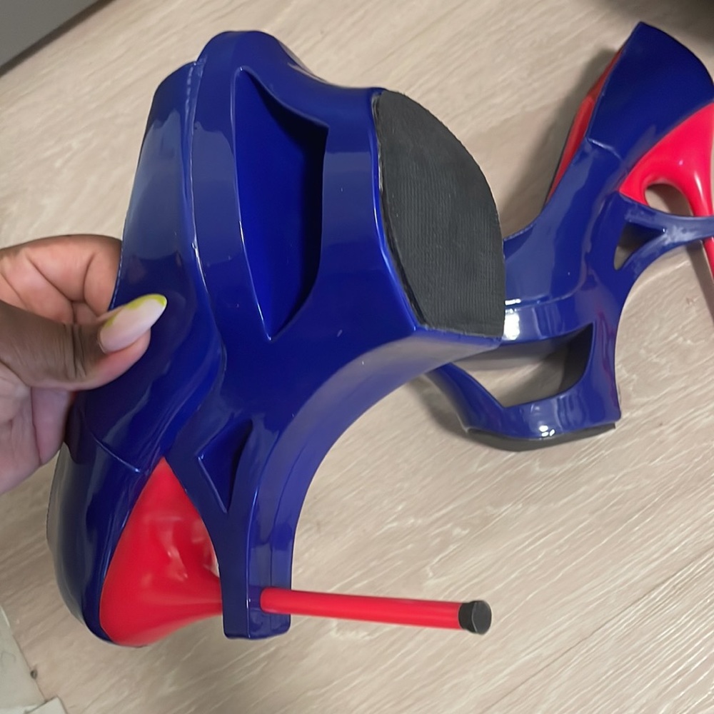 Geometric Heel - Picture 3 of 4